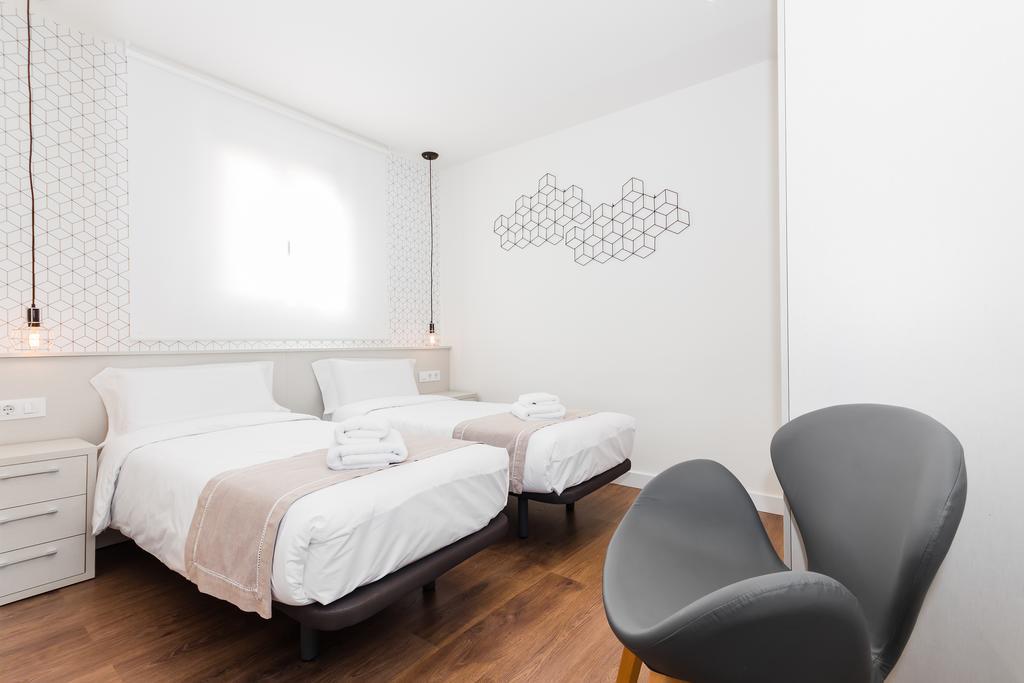 Barcelona Apartments Marina 124 Eksteriør billede